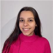 Profesora de matemáticas, lengua, psicología y economía con varios años de experiencia trabajando con niños de primaria y ESO.